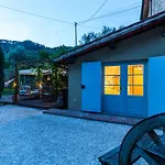 Smart Stone Tuscany Casa di campagna Lucca