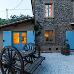 Smart Stone Tuscany Casa di campagna Lucca
