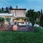 Smart Stone Tuscany * Lucca
