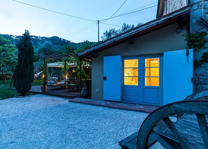 Smart Stone Tuscany Kır Evi Lucca